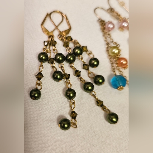 3 Pairs of Earrings - Picture 3 of 4